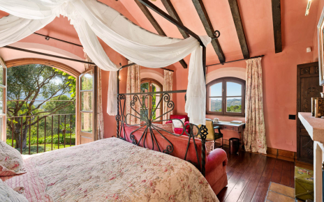 Dormitorio principal en primer piso